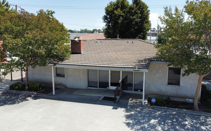 Pictures of Office property located at 3557 Arlington Ave, Riverside, CA 92506 for lease - image #1