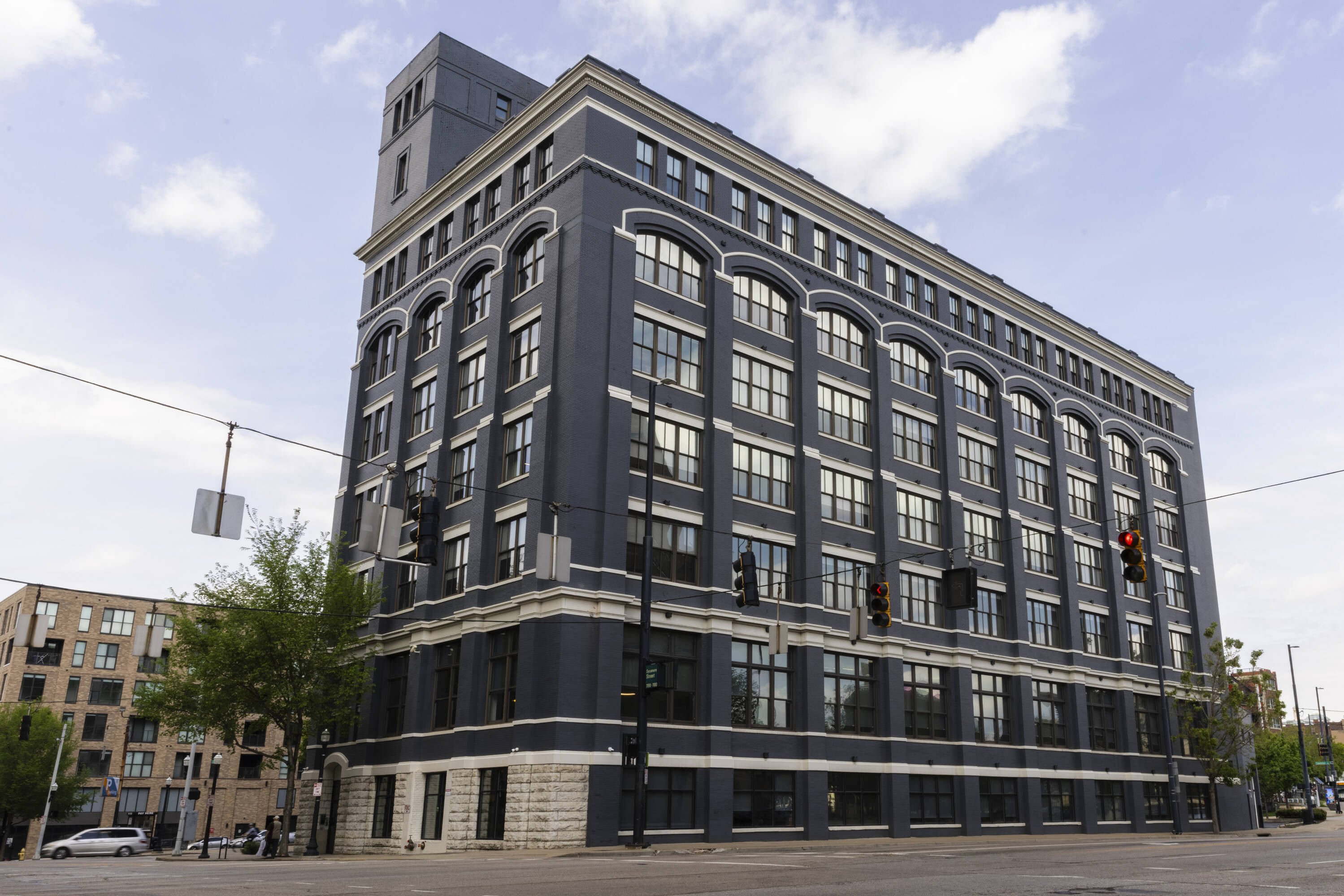 1100 Sycamore St, Cincinnati, OH 45202