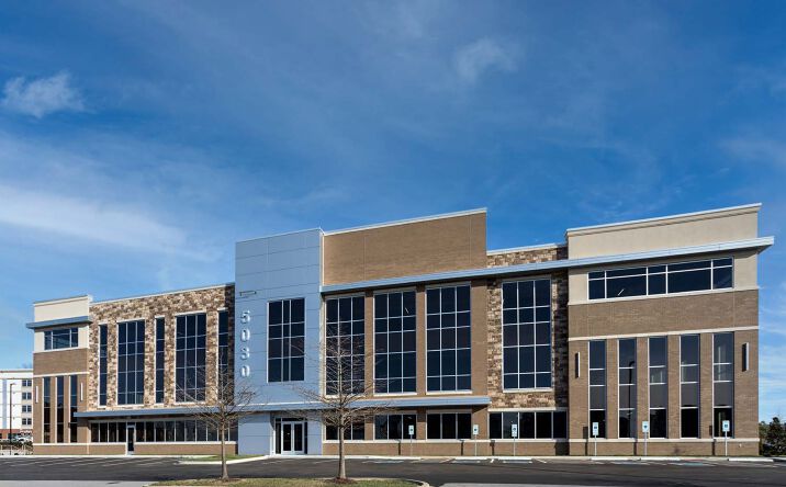 Pictures of Office property located at 5030 Carothers Pkwy, Franklin, TN 37067 for lease - image #1