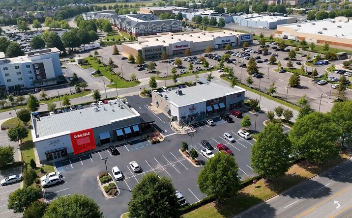 Pictures of Retail property located at 7700 Eastchase Pkwy, Montgomery, AL 36117 for sales - image #1