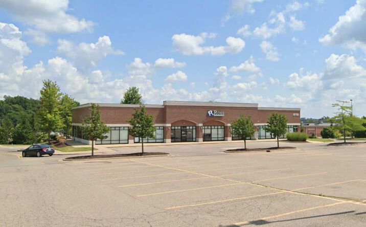 Pictures of Retail, Office property located at 8100-8160 Murphy Dr, Brighton, MI 48116 for lease - image #1