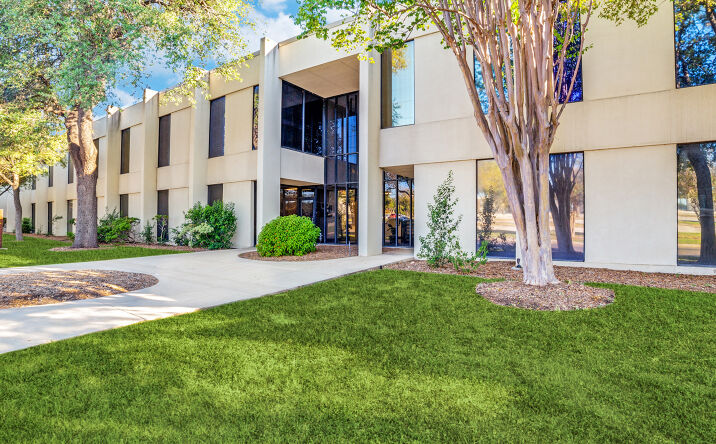 Pictures of Office property located at 4243 E Piedras Dr, San Antonio, TX 78228 for lease - image #1