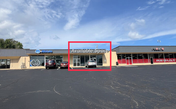 Pictures of Retail, Office property located at 2861 S Kansas Ave, Topeka, KS 66611 for lease - image #1