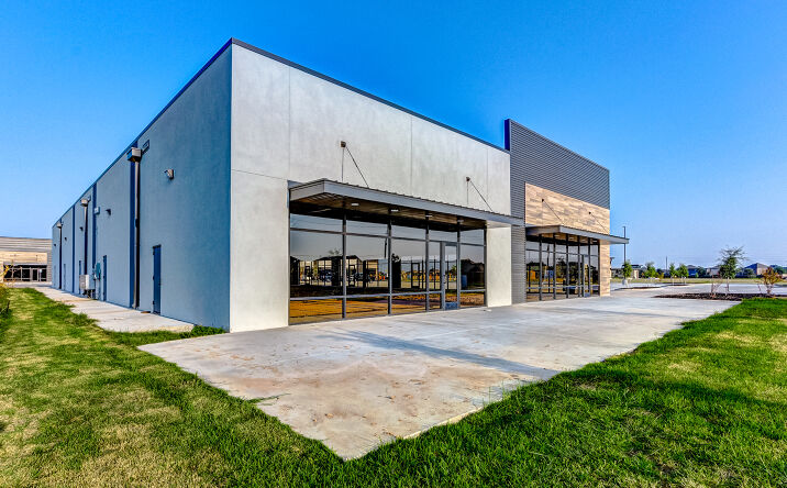 Pictures of Retail, Office property located at 24004 Porter Rnch Ln, Katy, TX 77493 for lease - image #1