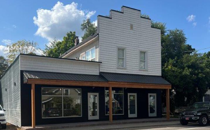 Pictures of Retail, Office property located at 9519 Main St, Whitmore Lake, MI 48189 for lease - image #1