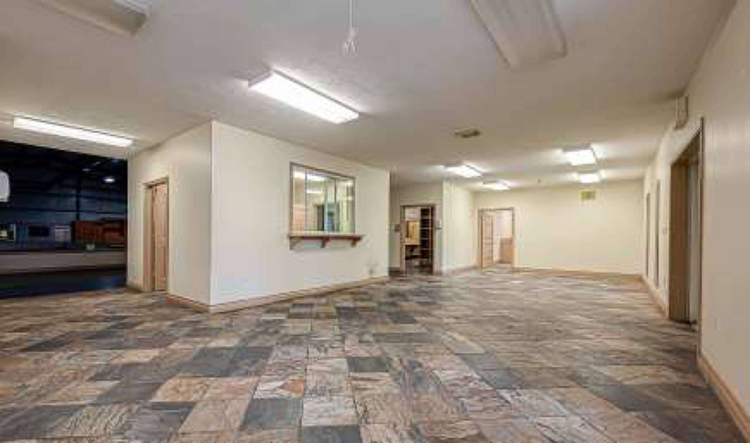 2202 Lone Oak Rd