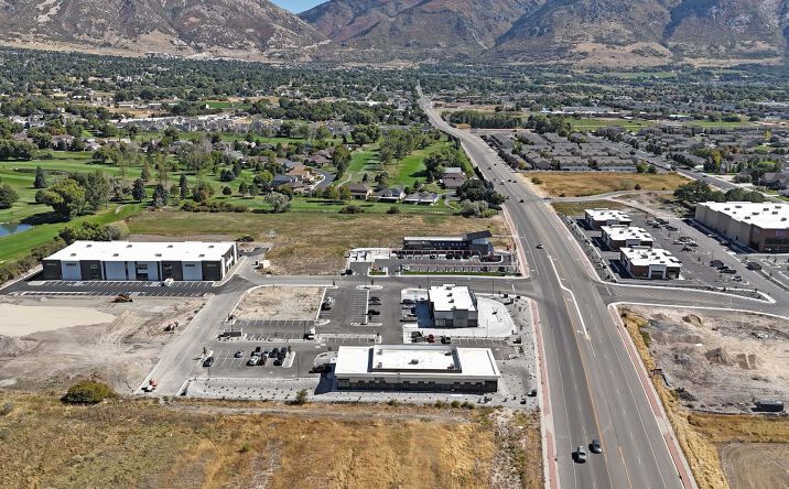 Pictures of Retail, Industrial property located at 385 West 2700 North, Pleasant View, UT 84414 for lease - image #1