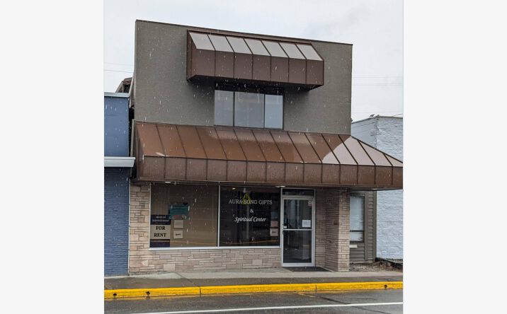 Pictures of Retail, Office property located at 329 E Main St, Auburn, WA 98002 for lease - image #1