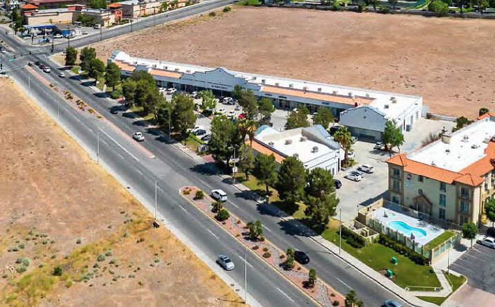 Pictures of Retail, Office property located at 520-540 W Palmdale Blvd, Palmdale, CA 93551 for lease - image #1