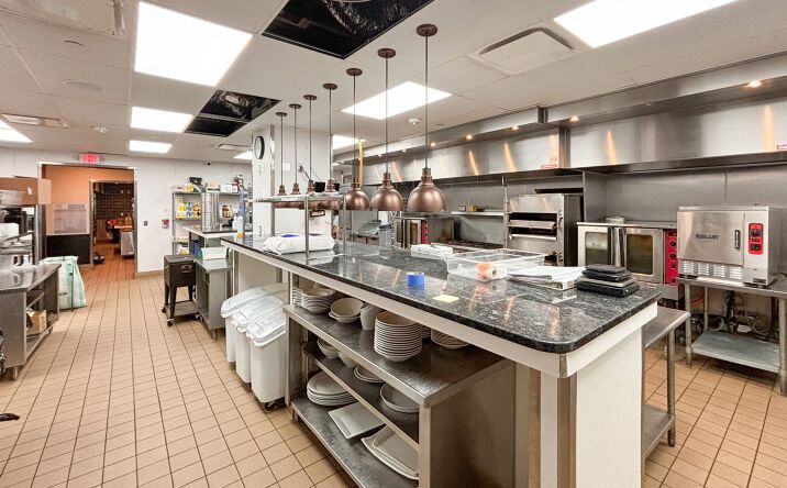 Pictures of Retail, Restaurant property located at 2613 Atlantic Ave, Virginia Beach, VA 23451 for lease - image #1