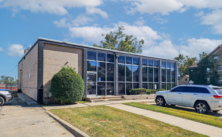 Pictures of Office property located at 101 N 38th Ave, Omaha, NE 68131 for lease - image #1