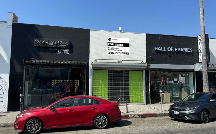 Pictures of Retail property located at 451 N Fairfax Ave, Los Angeles, CA 90048 for lease - image #1
