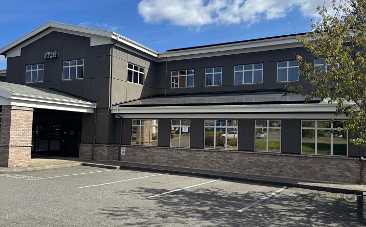 Pictures of Office property located at 2720 Commercial St SE, Salem, OR 97302 for lease - image #1