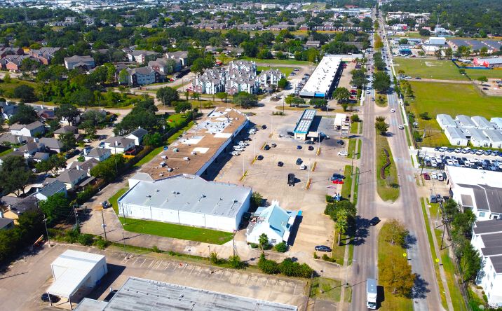 9615 S Gessner Rd, Houston, TX 77071 | Crexi.com