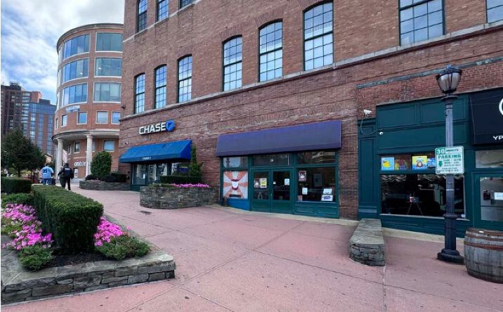 Pictures of Retail property located at 92 Main St, Yonkers, NY 10701 for lease - image #1