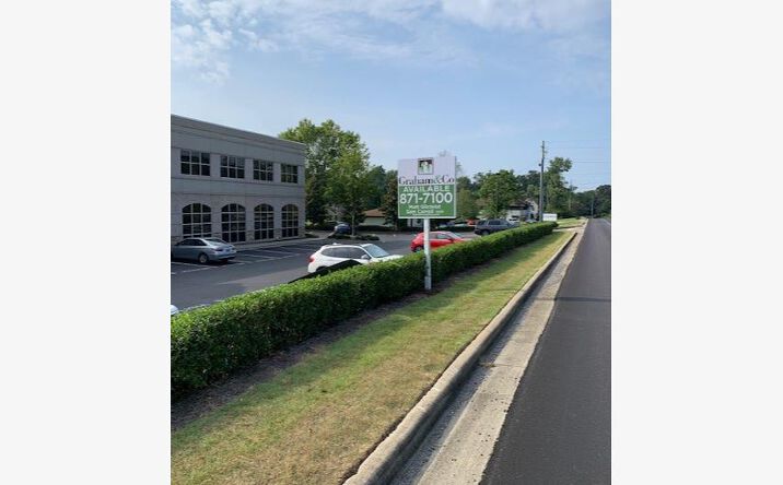 Pictures of Office property located at 2871 Acton Rd, Vestavia Hills, AL 35243 for lease - image #1