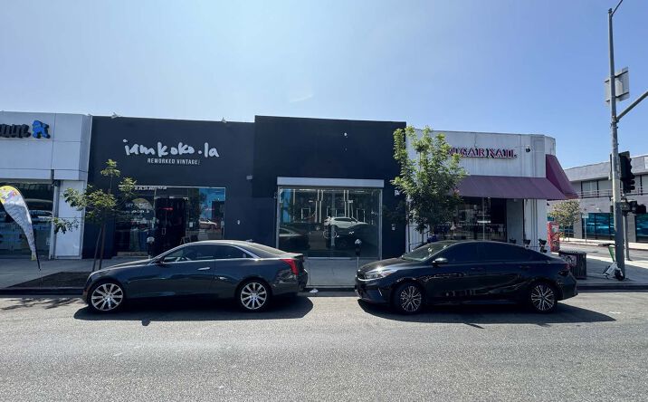 Pictures of Retail property located at 7574 Melrose Ave, Los Angeles, CA 90046 for lease - image #1