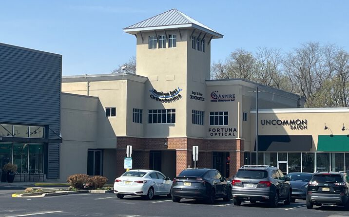 Pictures of Retail, Office, Restaurant property located at 501 NJ-73, Marlton, NJ 08053 for lease - image #1