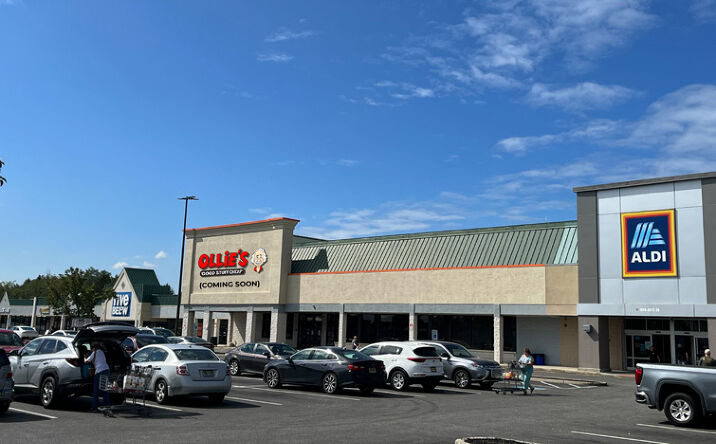 Pictures of Retail property located at 1638 Route 38, Lumberton, NJ 08048 for lease - image #1