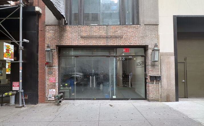 15 W 38th St New York Ny 10018 13 W 38th St, New York, NY 10018 | Crexi.com