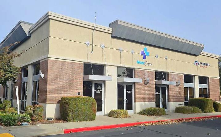 Pictures of Office property located at 4136 E Commerce Way, Sacramento, CA 95834 for lease - image #1