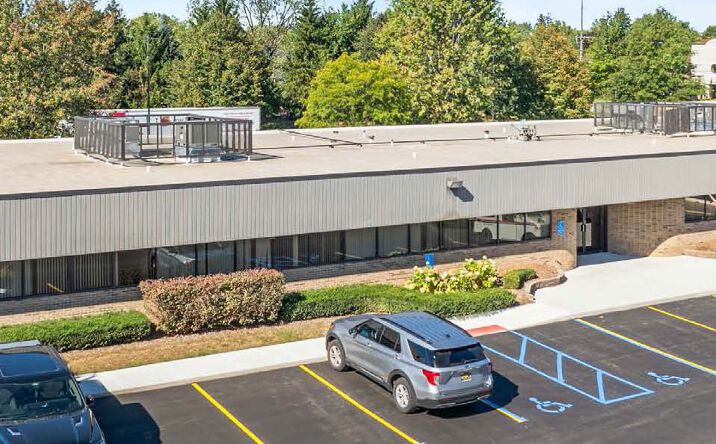 Pictures of Office property located at 6915 Rochester Rd, Troy, MI 48085 for lease - image #1