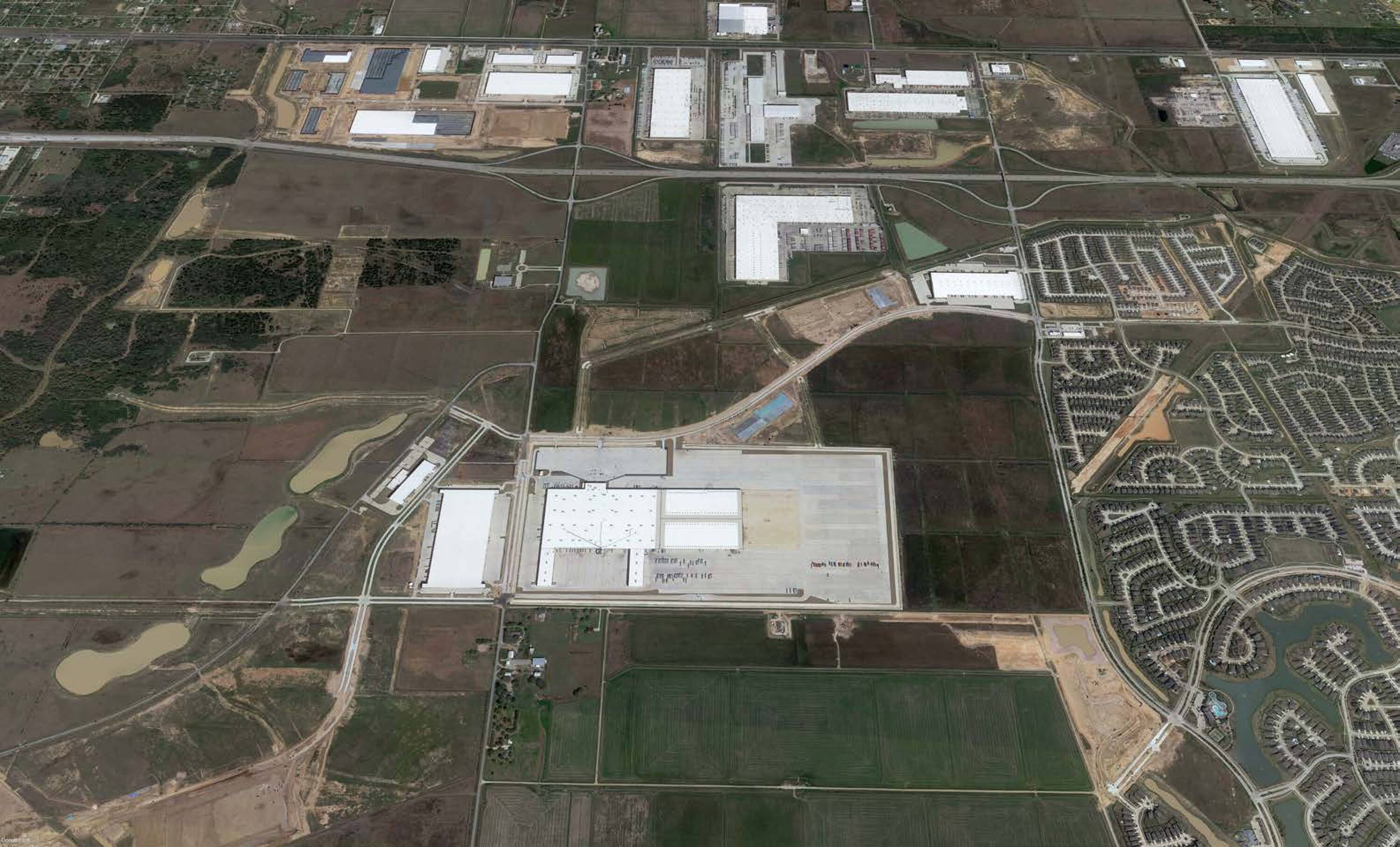 Twinwood Commerce Center
