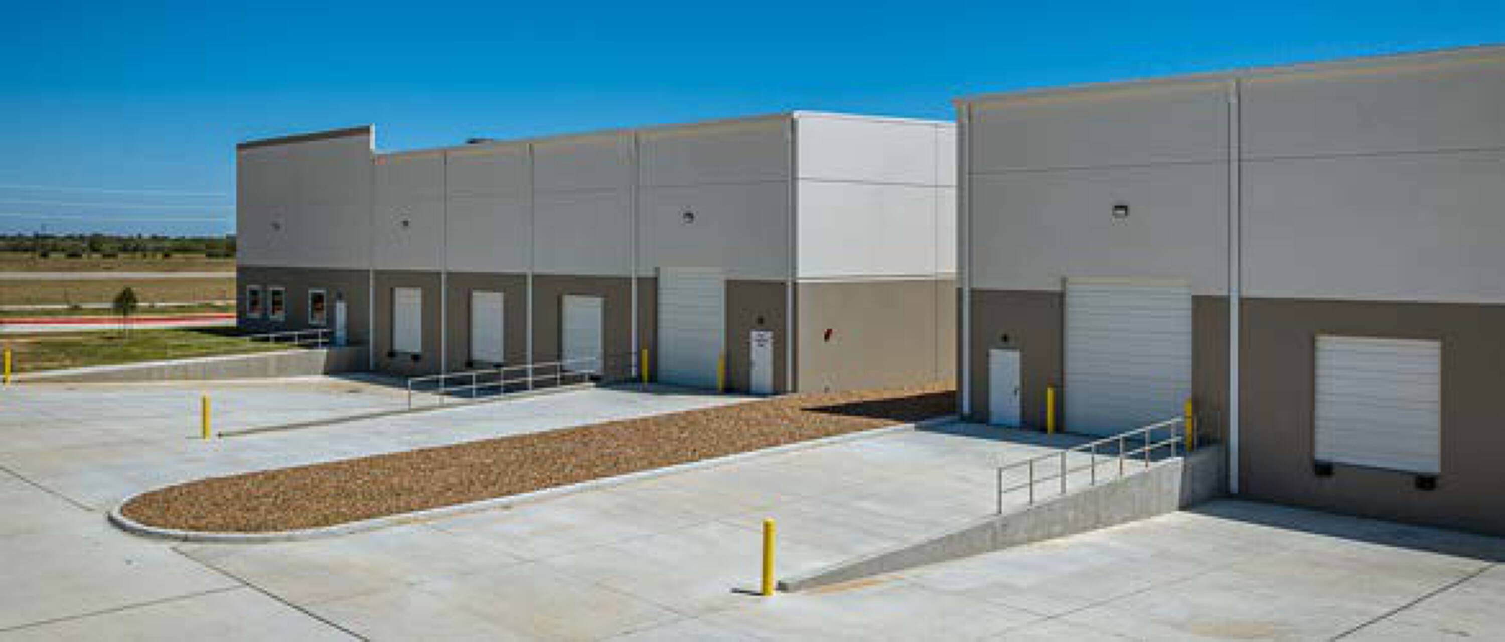 Twinwood Commerce Center