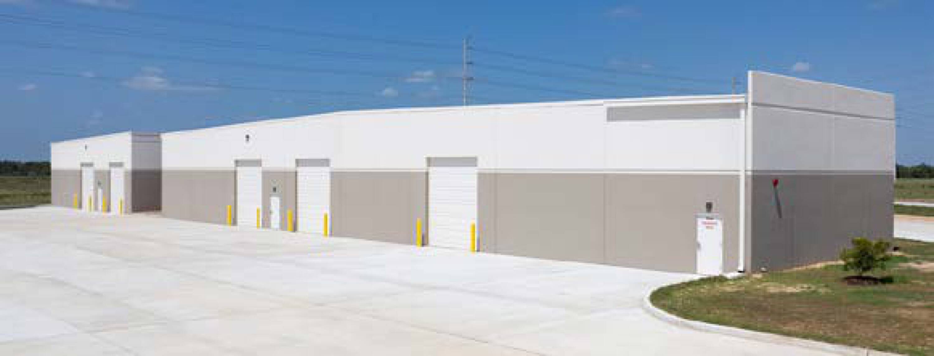 Twinwood Commerce Center