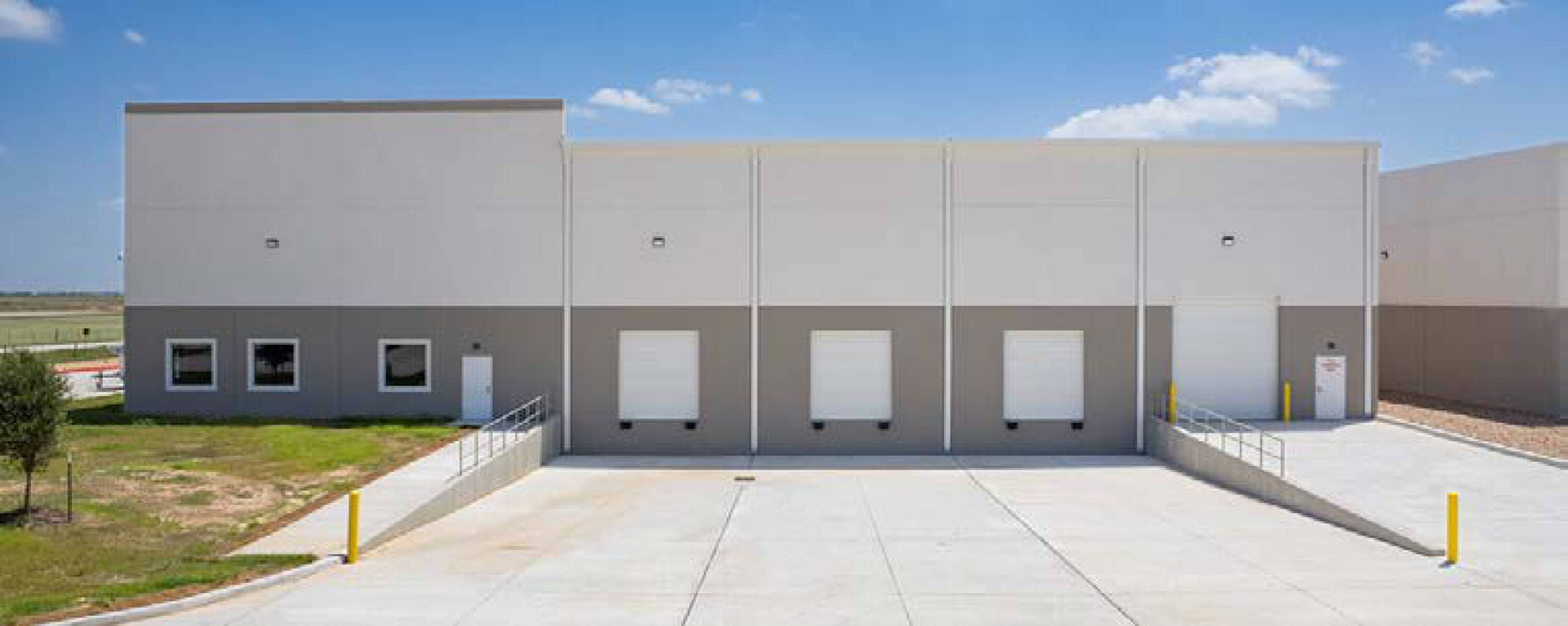 Twinwood Commerce Center