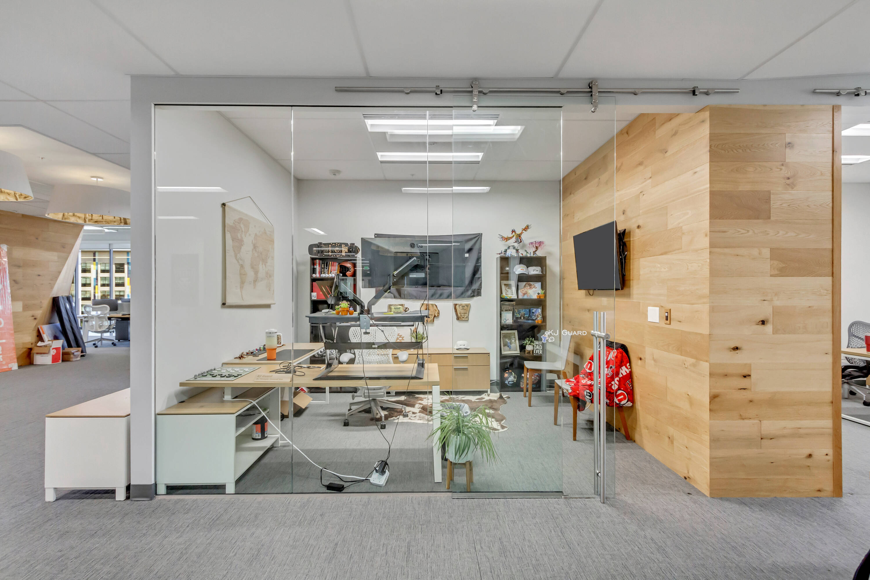 2260099