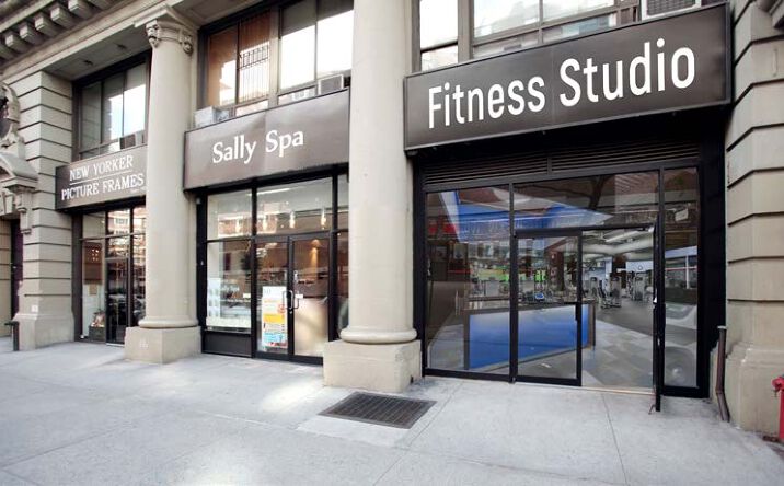 Pictures of Retail property located at 310 E 23rd St, New York, NY 10010 for lease - image #1