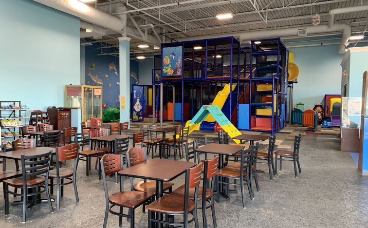Pictures of Retail, Restaurant property located at 86 West Maple Road, Troy, MI 48084 for lease - image #1