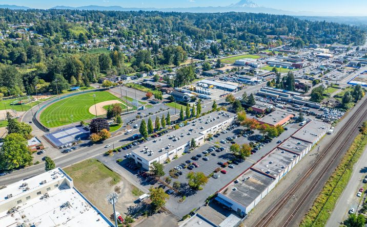 Pictures of Retail property located at 827- 841Central Ave N, Kent, WA 98032 for lease - image #1