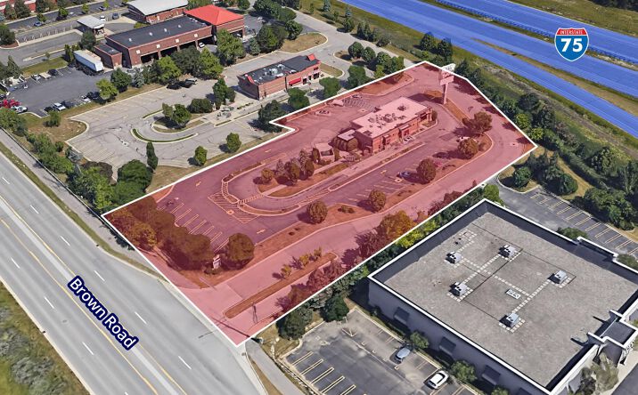Pictures of Retail property located at 130 Brown Rd, Auburn Hills, MI 48326 for lease - image #1