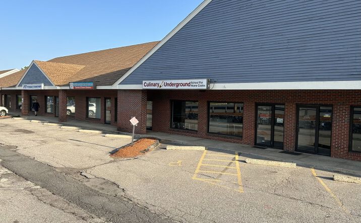Pictures of Retail, Industrial property located at 21-23 Turnpike Road, Southborough, MA 01772 for lease - image #1