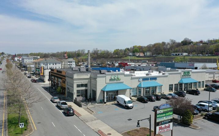 Pictures of Retail, Restaurant property located at 225 Shrewsbury St, Worcester, MA 01604 for lease - image #1