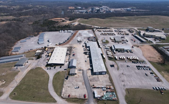 Pictures of Industrial property located at 1230 Industrial Park Rd, Columbia, TN 38401 for lease - image #1