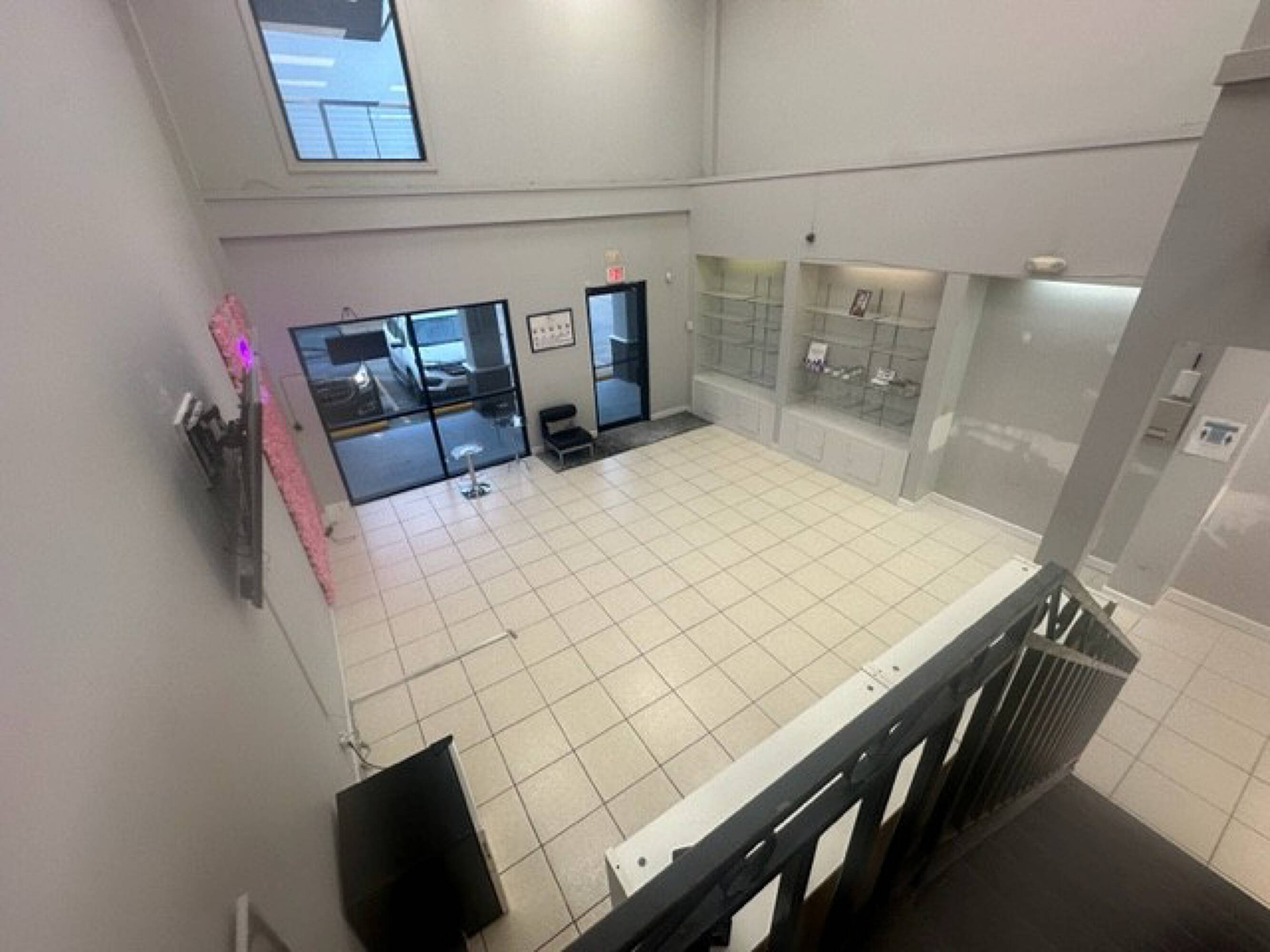 3200 Severn Ave, Metairie, LA 70002