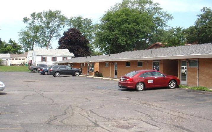 Pictures of Office property located at 721 N Macomb St, Monroe, MI 48162 for lease - image #1