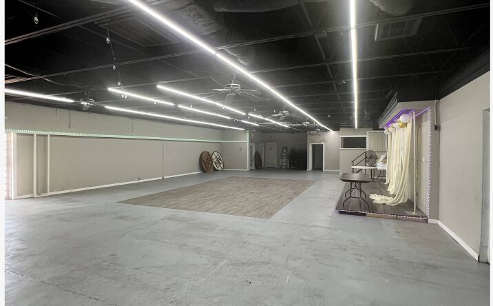 Pictures of Retail, Office property located at 3756 Roma St, Houston, TX 77080 for lease - image #1