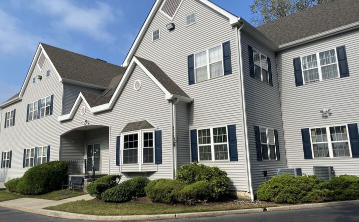 Pictures of Office property located at 28 N Country Rd, Mount Sinai, NY 11766 for lease - image #1