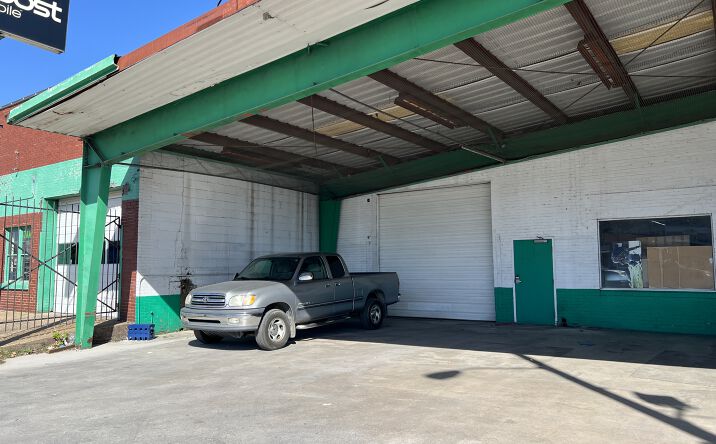 Pictures of Office, Industrial property located at 3514 Rossville Blvd, Chattanooga, TN 37407 for lease - image #1