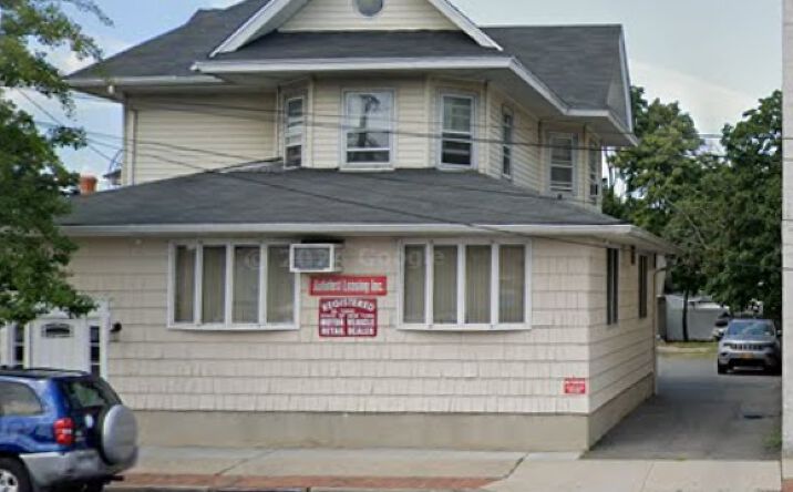 Pictures of Office property located at 197 Merrick Rd, Lynbrook, NY 11563 for lease - image #1
