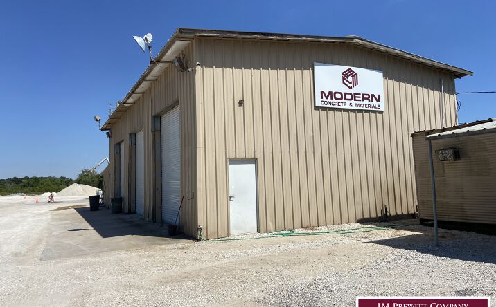 Pictures of Industrial property located at 18803 Hwy 62 S, Orange, TX 77630 for lease - image #1