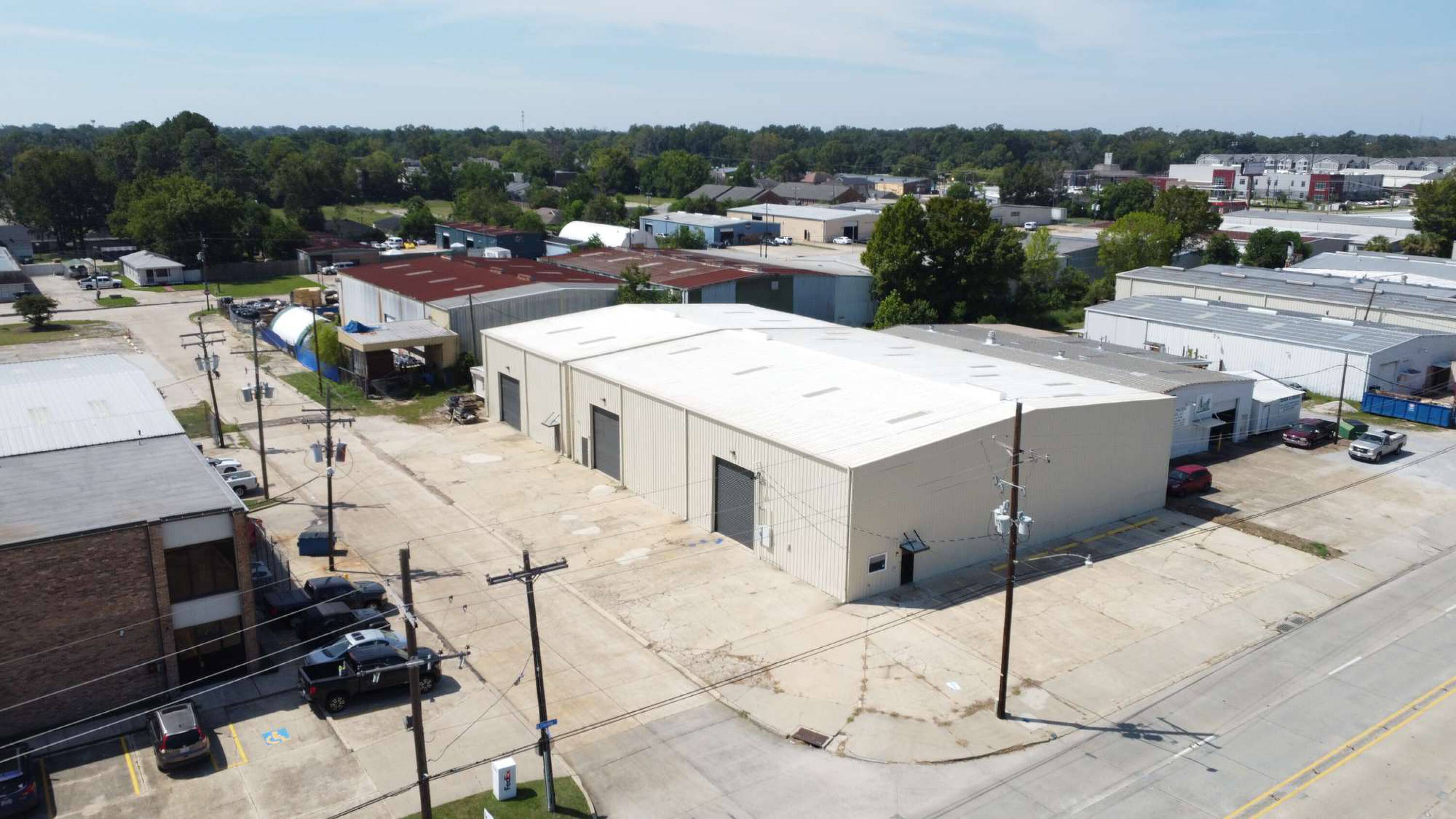 11592 S Choctaw Dr, Baton Rouge, LA 70815