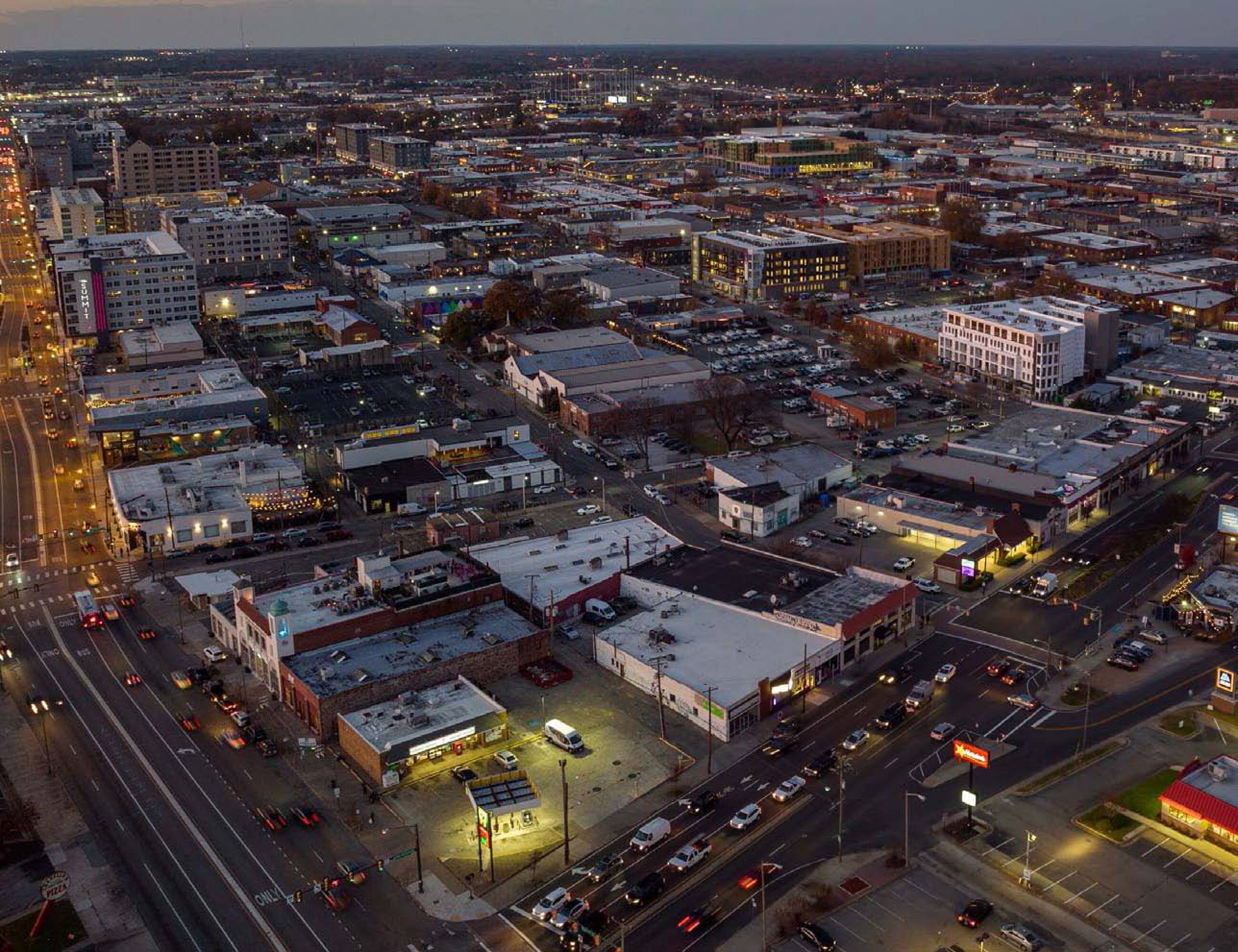 2943 W Marshall St, Richmond, VA 23230