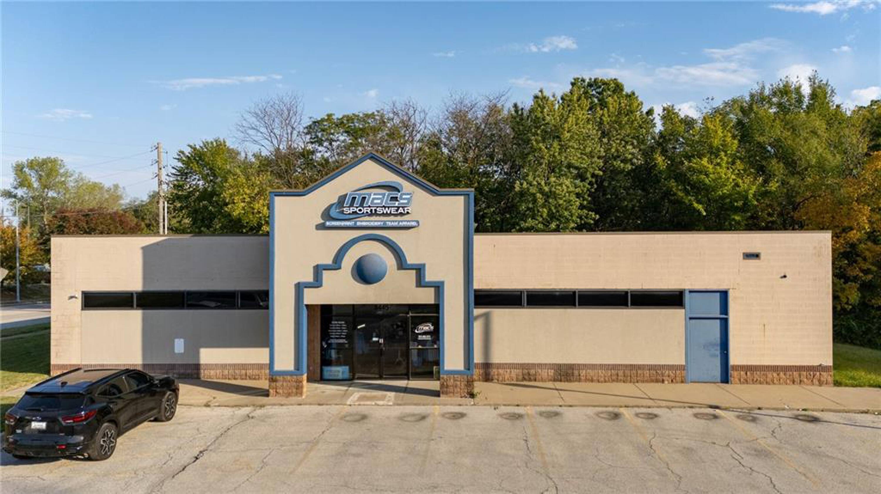 8445 N Main Street, Kansas City, MO 64155