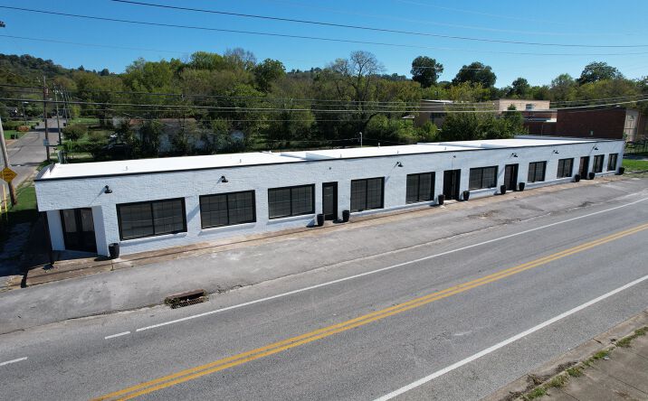 Pictures of Retail, Office, Industrial property located at 1900 Roanoke Ave, Chattanooga, TN 37406 for lease - image #1