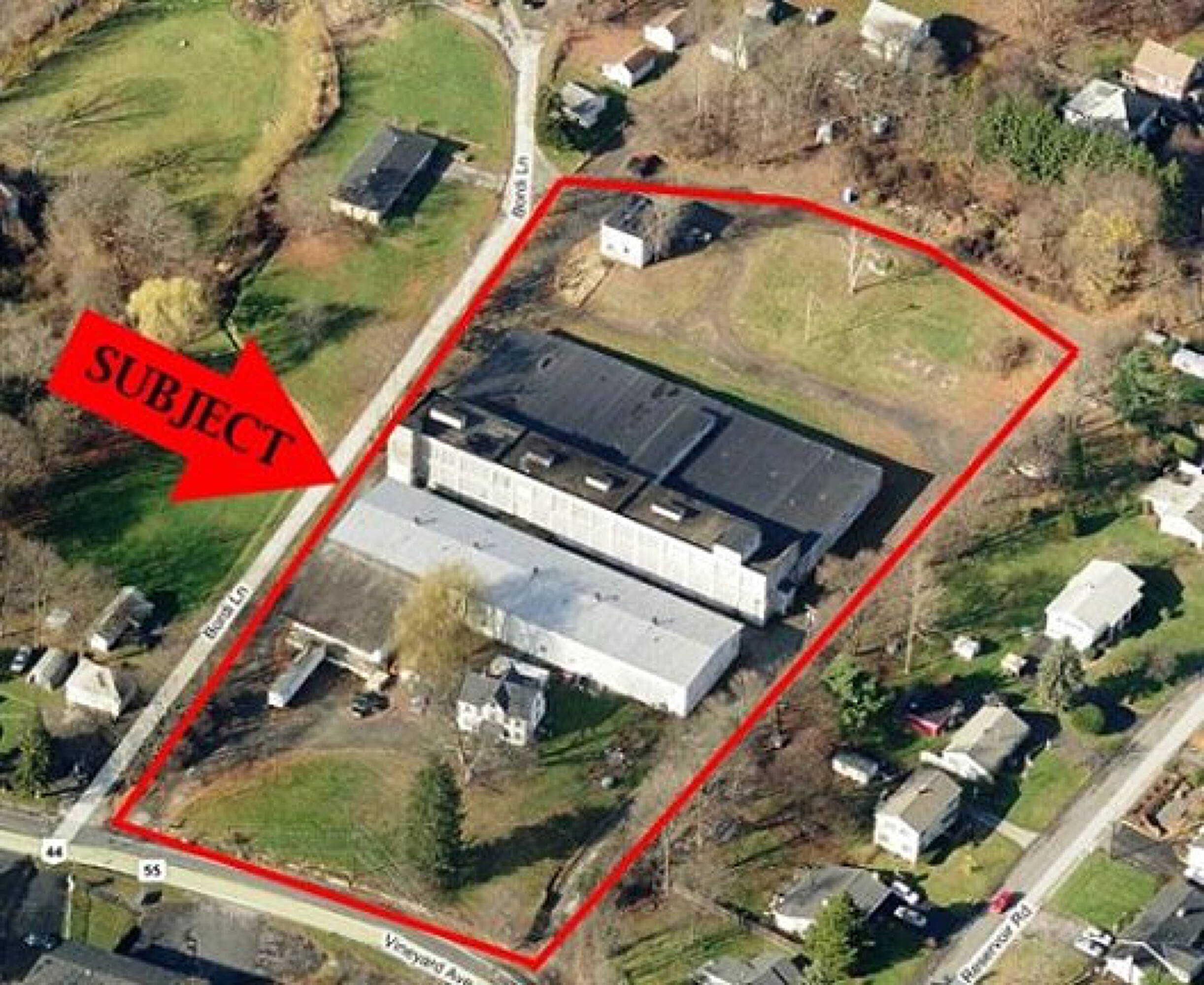 155 Vineyard Ave, Highland, NY 12528